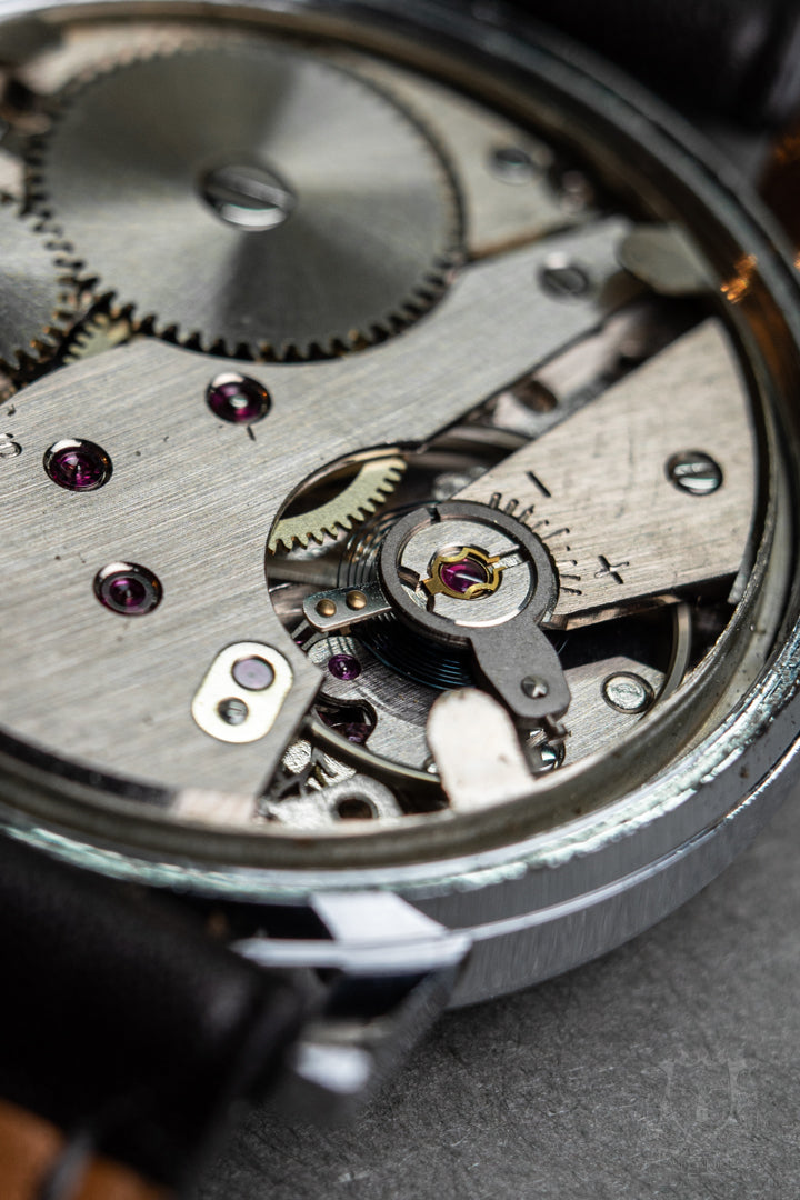 BWC silver sunburst dial and date function - David Lane Design